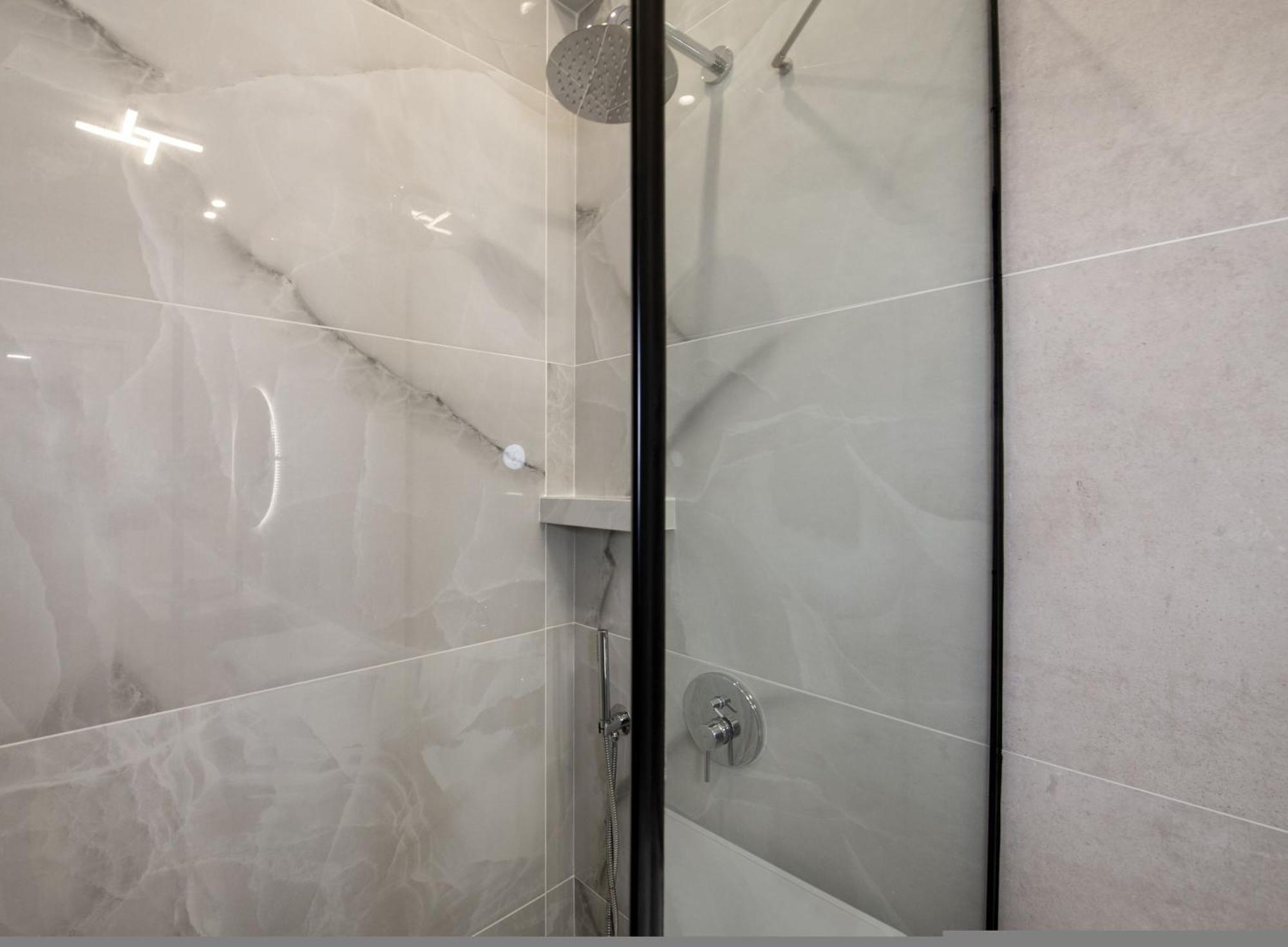 Cherry Central Luxury Suites La Canea Exterior foto