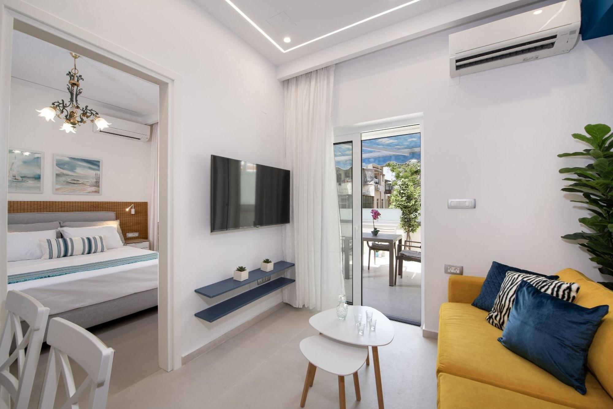 Cherry Central Luxury Suites La Canea Exterior foto