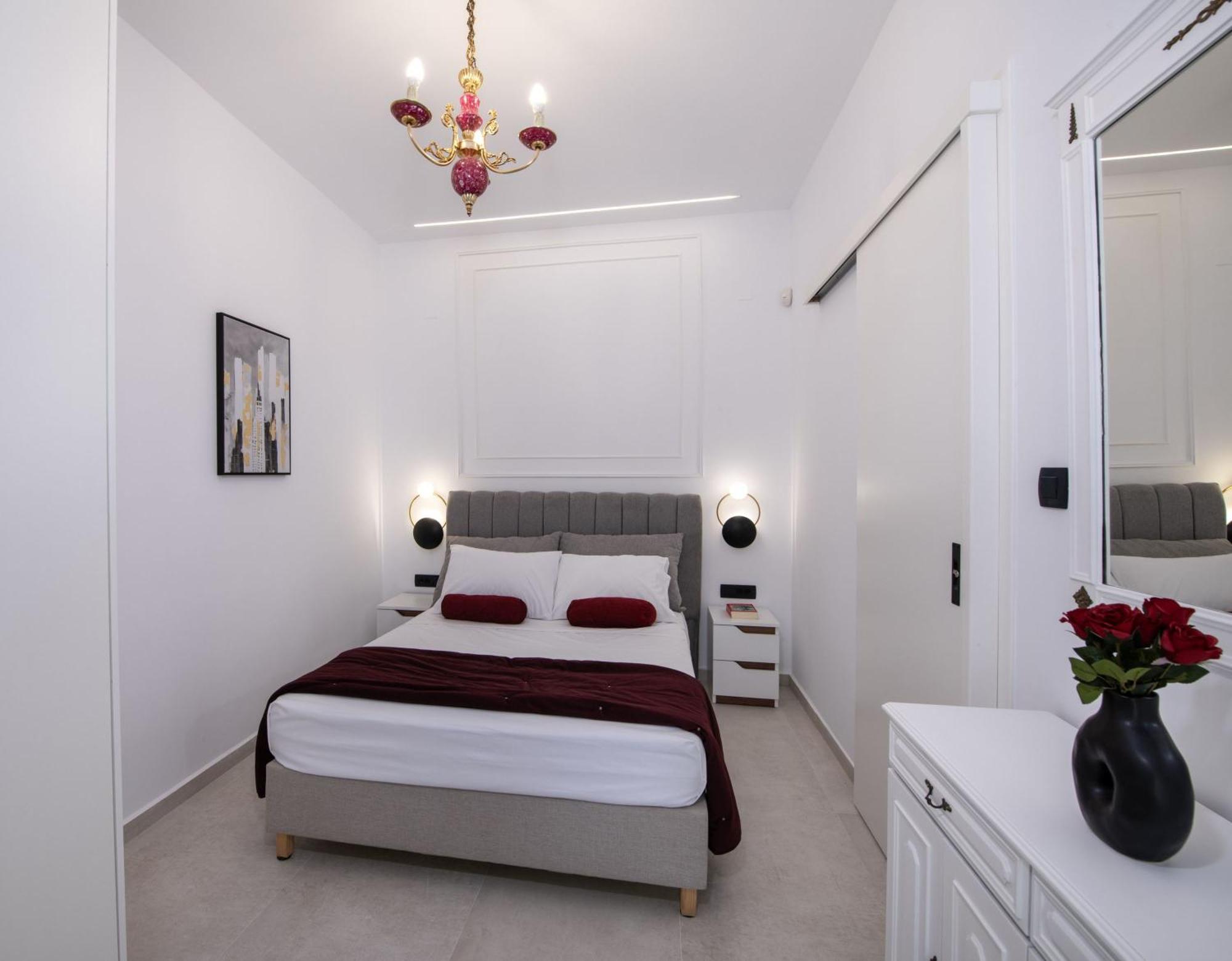 Cherry Central Luxury Suites La Canea Exterior foto