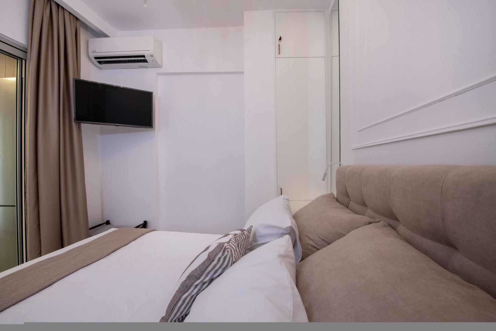 Cherry Central Luxury Suites La Canea Exterior foto